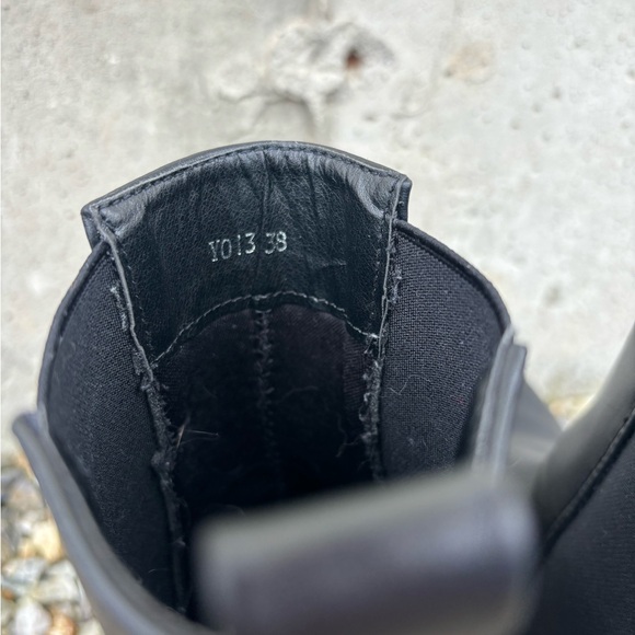 Vivianly Women's Chunky Platform Chelsea Boots - Picture 6 of 6